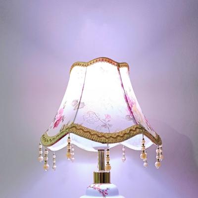 ĐÈN BÀN BẰNG SỨ PHONG CÁCH CHÂU ÂU
